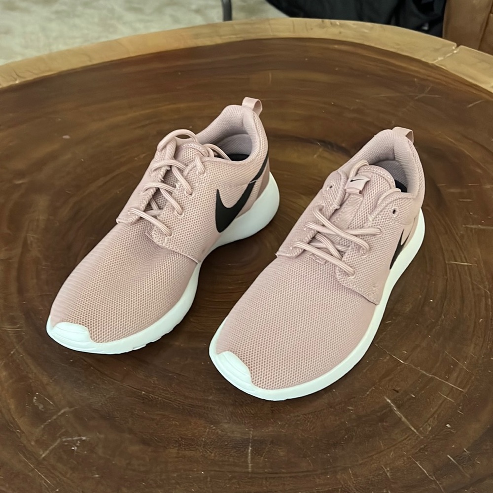 Nike Roche One ( Dusty Mauve Rose)